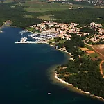 Appartement In With Balcony, Air Conditioning, Wifi 819-7 Poreč