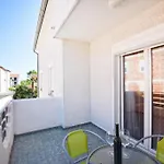 In With Balcony, Air Conditioning, Wifi 819-7 * Poreč
