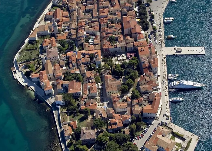 In With Balcony, Air Conditioning, Wifi 819-7 *