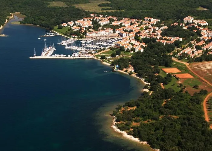 Lejlighed In With Balcony, Air Conditioning, Wifi 819-7 Poreč