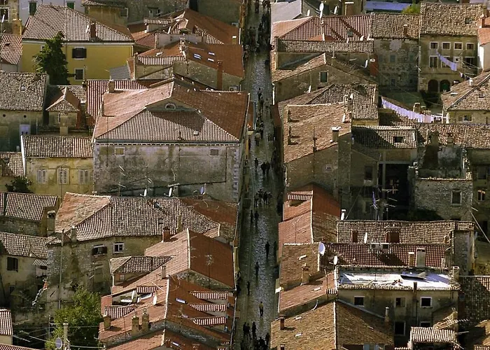 In With Balcony, Air Conditioning, Wifi 819-7 Lejlighed Poreč